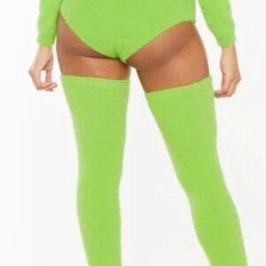 NWT UNOPENED Savage X Fenty Fluff It Up Cozy Night Sleep Socks - Neon Green